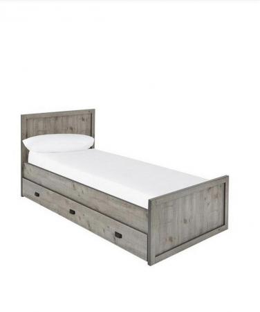 Image 1 of Single bed with drawers on wheels