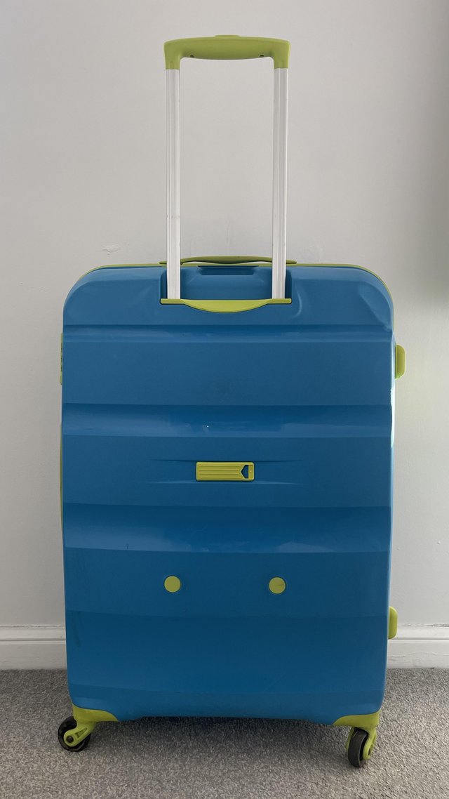 Preview of the first image of American Tourister large suitcase.