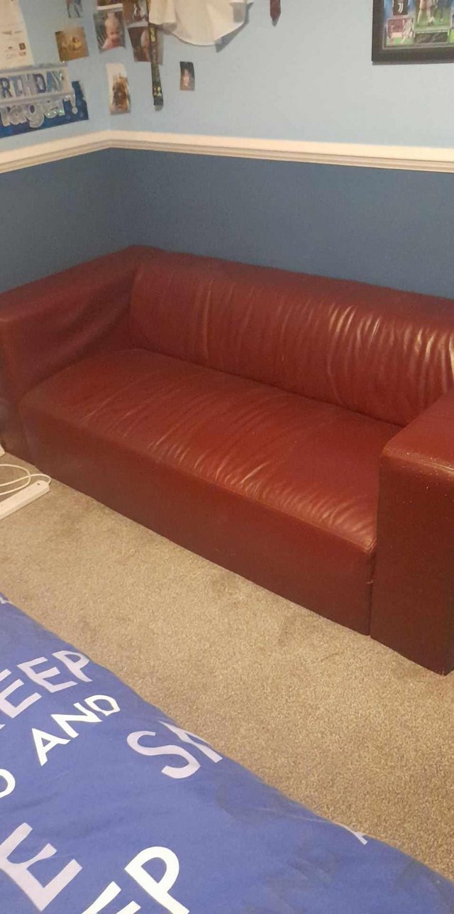 Preview of the first image of Leather sofa good condition.