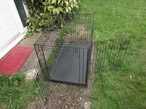 Image 4 of Foldable wire mesh pet carrier