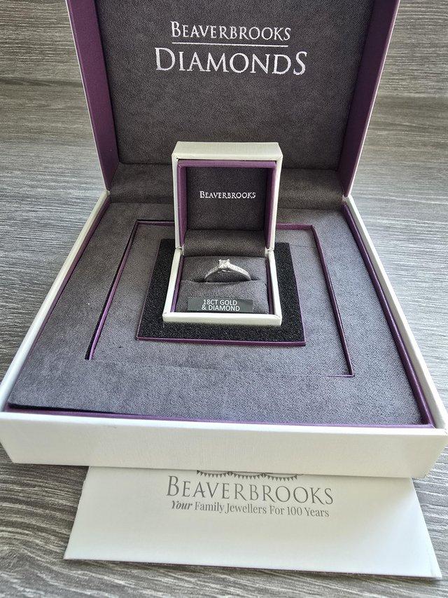 BEAUTIFUL BEAVERBROOKS 18ct WHITE GOLD .37ct DIAMOND ENGAGEM