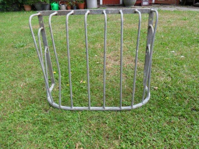 VINTAGE METAL WALL MOUNTED HAYRACK — Pets & Animals in Rayleigh