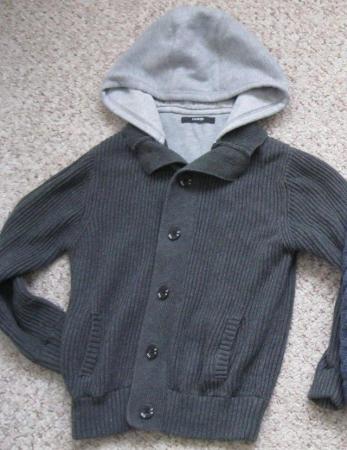 Image 1 of Boys Clothes - Age 6-7...............