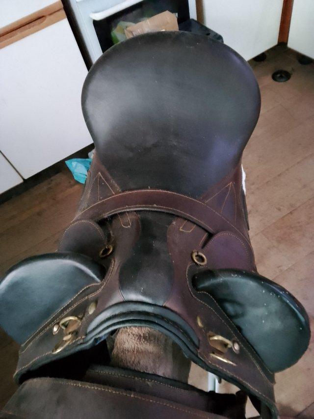 Preview of the first image of Kimberley Australian Stock Saddle for sale.