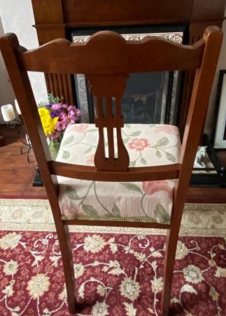 Image 3 of Vintage Chair with attractive Floral padded seat