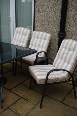 Image 2 of 6 Seater Patio Set with cushions