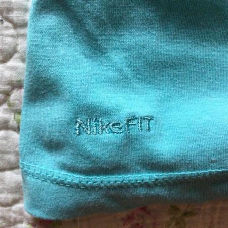 Image 3 of Pale Jade NIKE FIT DRY Multi-Way Sports Top, L, sz 14-16