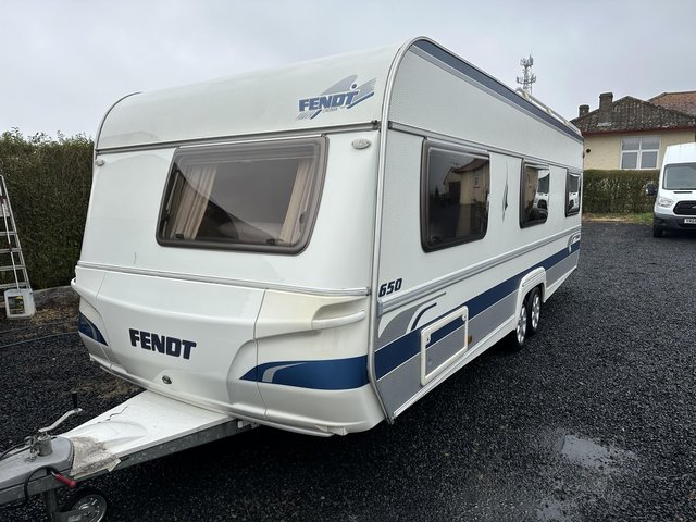 Preview of the first image of 6 berth with all accessories.