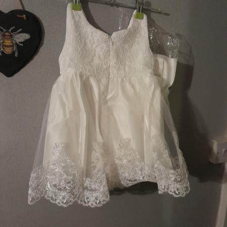 Image 3 of White dress with bow and head band size 7°