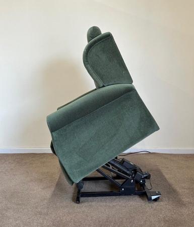 Image 10 of WILLOWBROOK ELECTRIC RISER RECLINER CHAIR GREEN CAN DELIVER