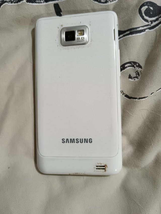 Preview of the first image of Samsung galaxy S2 GTI9100 Phone & Case.