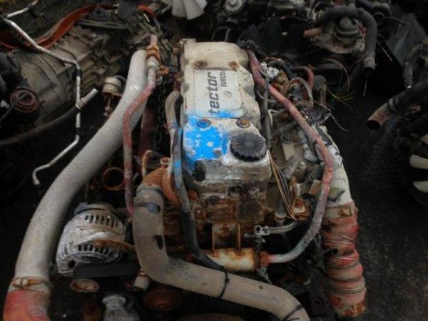 Image 3 of IVECO TECTOR 75E17 ENGINE AND BOX VGC LOW MILES