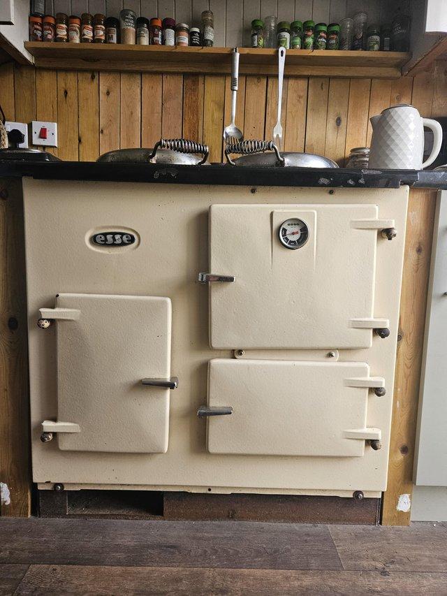 Preview of the first image of Esse range cream gas cooker.