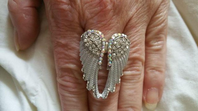 Image 2 of Brand new Angel wings size L ring and angel wings earrings