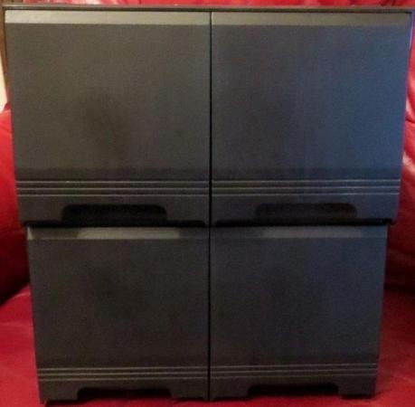 Image 1 of CD STORAGE BOX HOLDS 80 CDS NEW