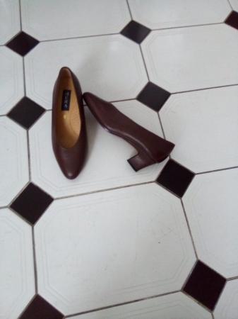 Image 1 of REDUCED PRICFOR SALE - VINTED LADIES SHOES BY HERA - SIZ