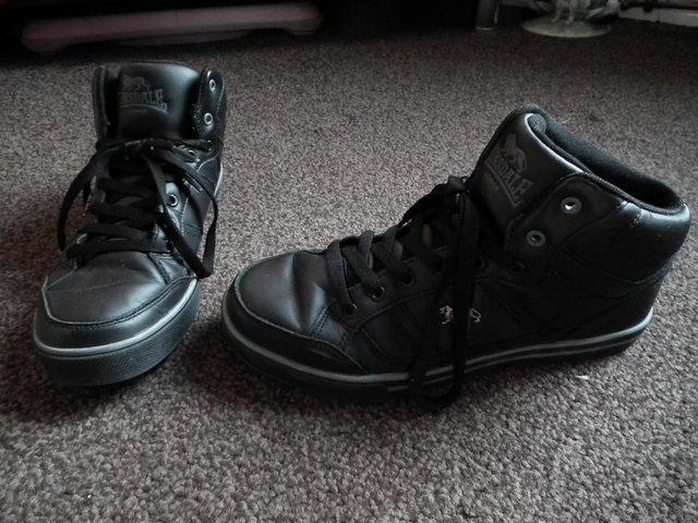 Preview of the first image of Black Lonsdale men's trainers hi-tops size 7 high tops.