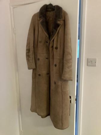 Image 3 of Size 8 Uk Lamb skin coat and small head matching hat