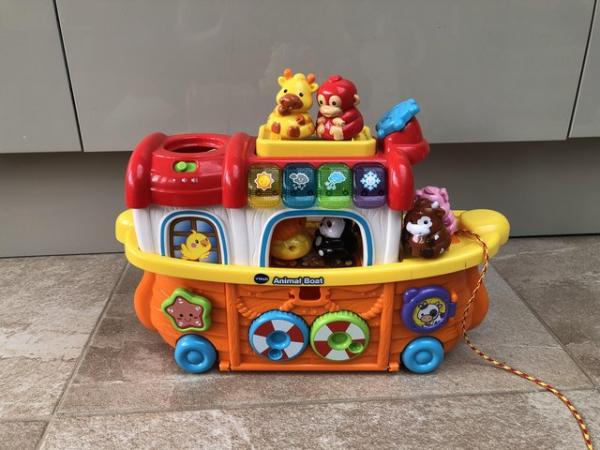 Image 3 of VTech Animal Boat with 6 Toot Toot Animals