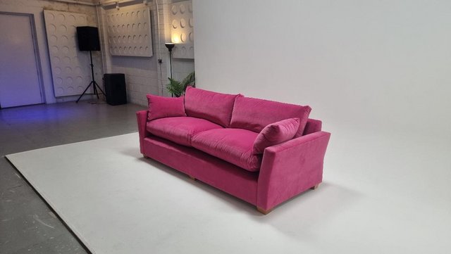 Image 8 of Stunning new & unused Sofa Workshop 'Wallis' 4 seater sofa