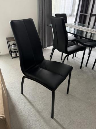 Image 1 of Glass Dining Table with 6 leather chairs