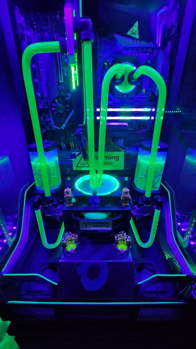 Preview of the first image of Liquid cooled gaming pc,.