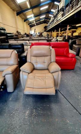 Image 15 of La-z-boy Staten cream leather sofa and chair