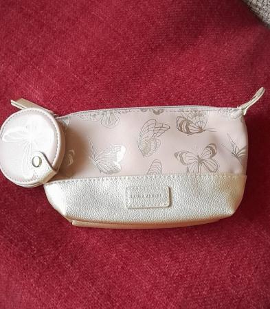 Image 1 of Make-Up Bag and Mirror to match