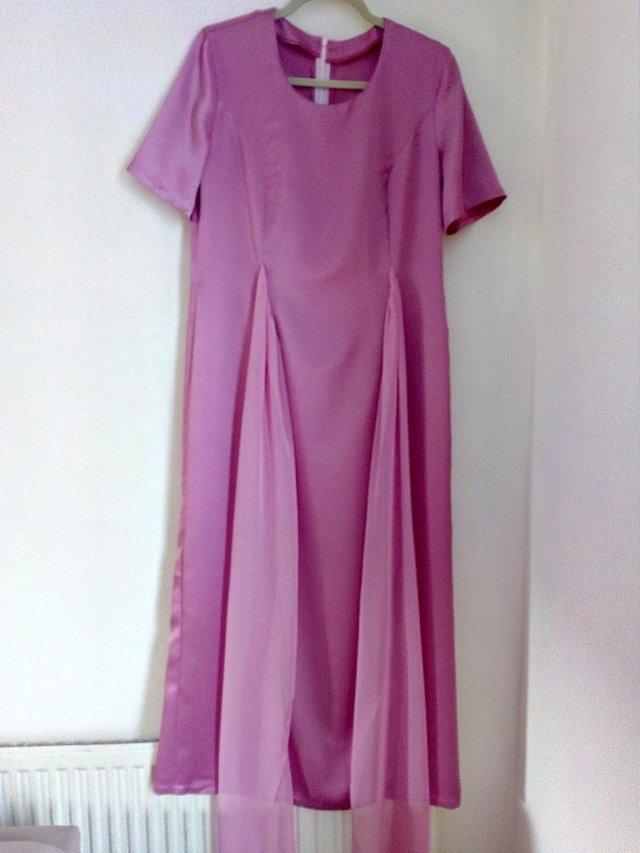 Preview of the first image of LADIES PARTY DRESS LILAC 12 UK.