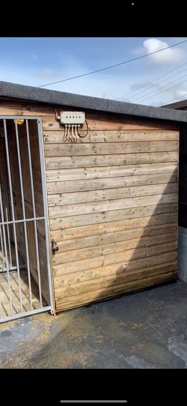Preview of the first image of Pet kennel / pen  for sale.