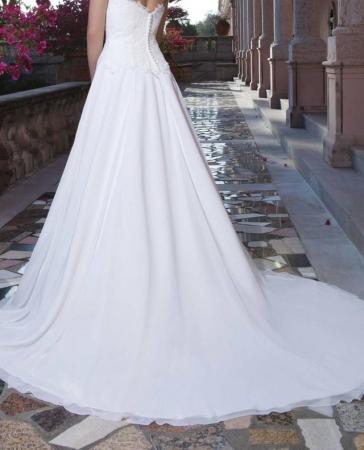 Image 3 of Sweetheart bridal wedding dress - US12 - ivory