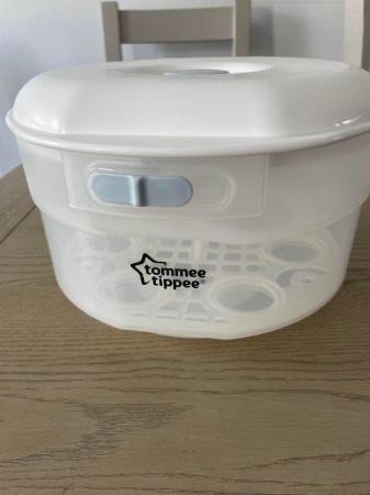 Image 2 of Tommee Tippee 2in 1 microwave and cold water steraliser