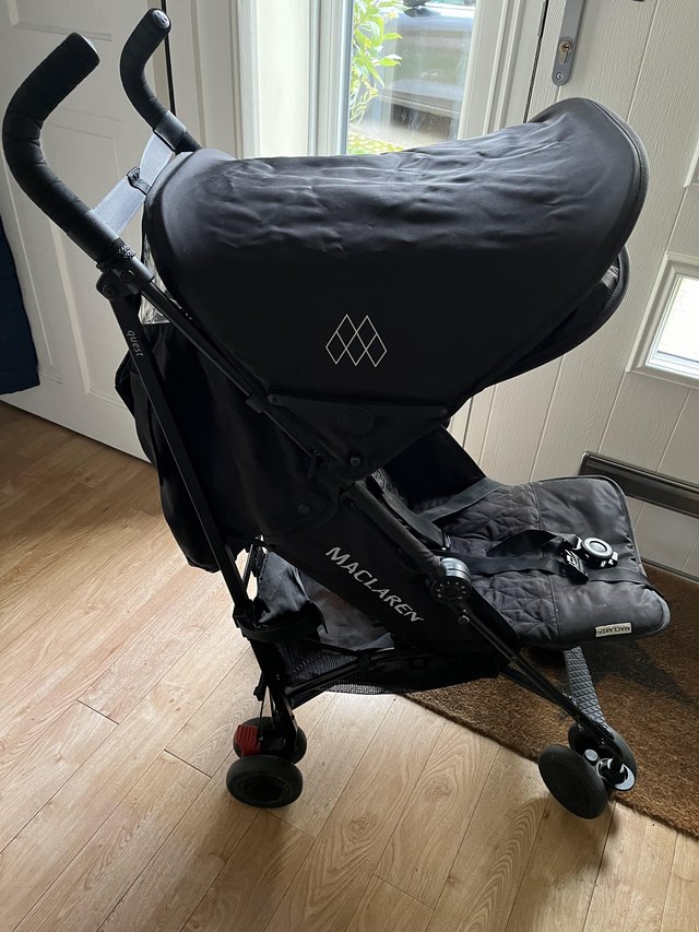 Preview of the first image of Maclaren buggy and travel bag.