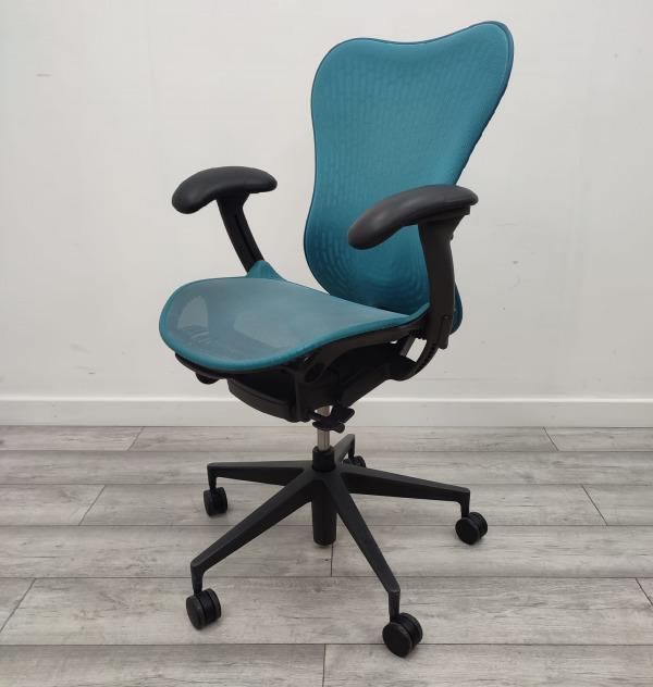 Preview of the first image of Herman miller mirra 2 butterfly.