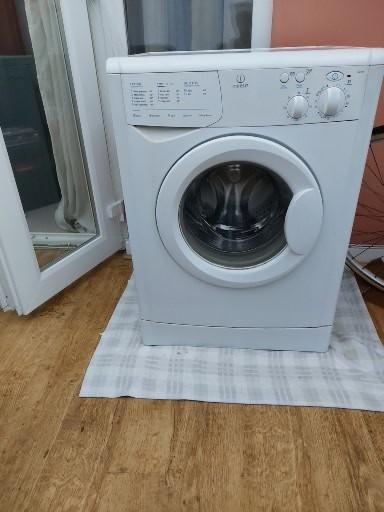 Preview of the first image of Indesit White washing machine for sale.