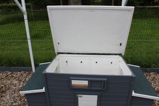 Image 2 of Pets Imperial Balmoral Double Nest Box Chicken Coop - New &