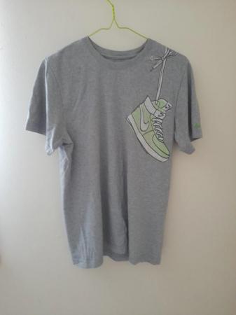 Image 2 of Stylish Men's Nike Grey Shirt - Excellent Condition