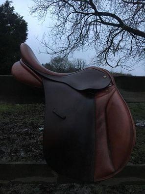 Preview of the first image of 17.5 inch brown Crosby GP saddle.