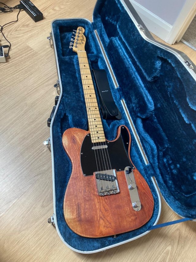Preview of the first image of Fender Telecaster MIJ 1993/94 (with case).