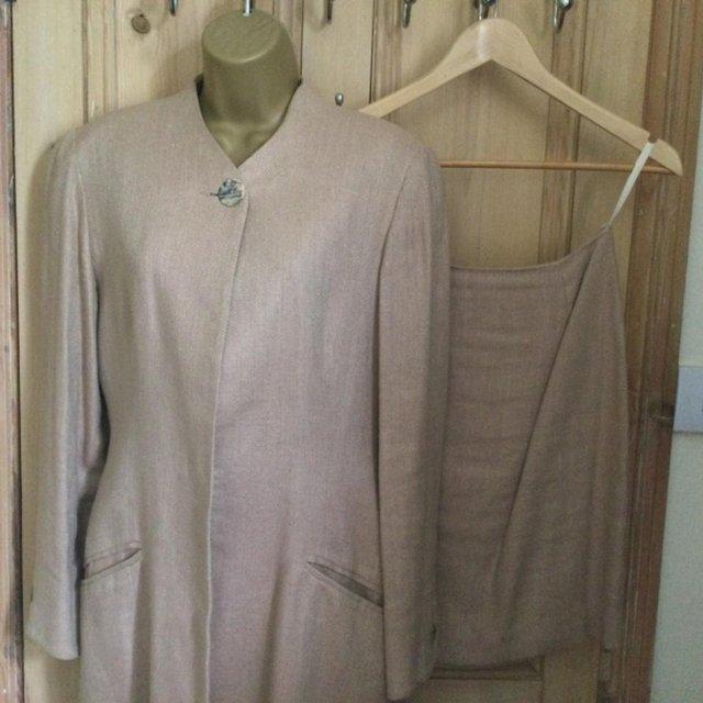 Preview of the first image of WALLIS vintage 90s Skirt Suit Size 12/10 Linen Silk Mix.
