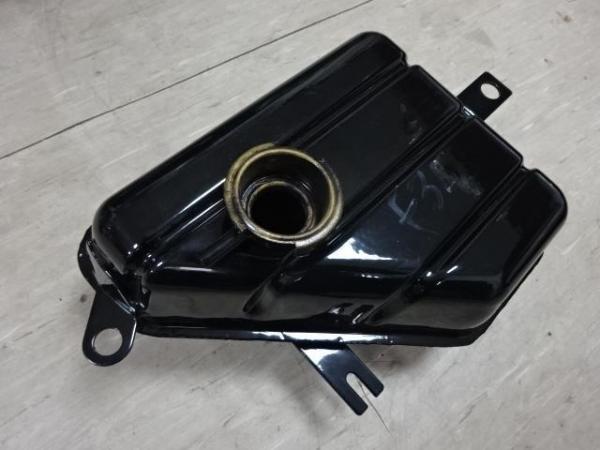 Image 2 of Water tank for Ferrari 348 TB and Ts