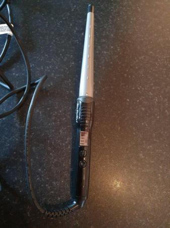 Image 1 of BaByliss Ceramic Curling Wand Pro