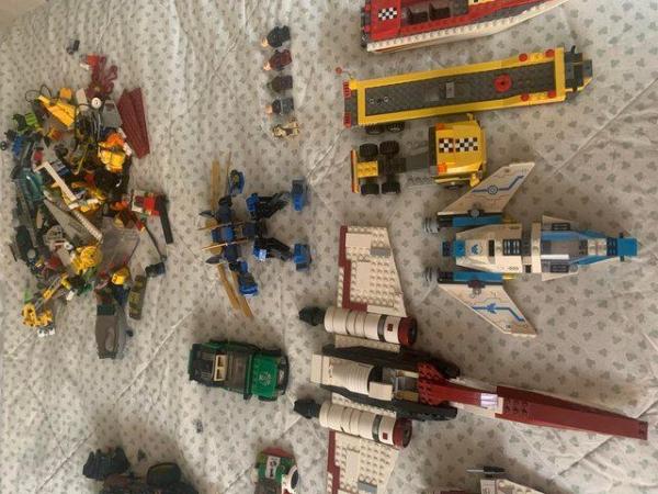 Image 3 of LEGO (original) multiple kits / original