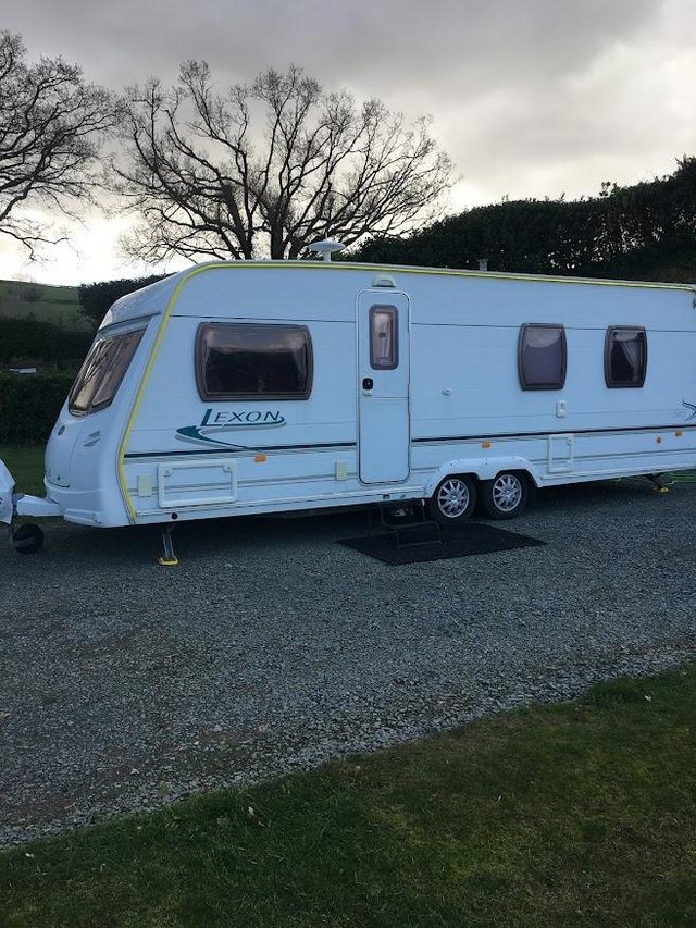 Preview of the first image of Lunar Lexon 640 Island Bed Caravan 4 Berth Double Twin Axle.