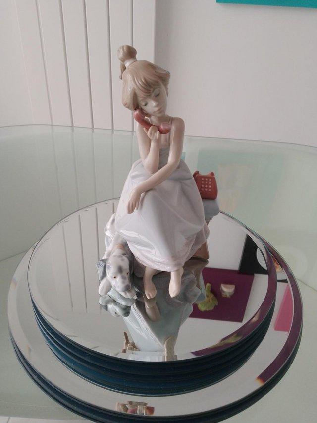 Preview of the first image of Lladro Chit Chat 5466.  Perfect, one owner..