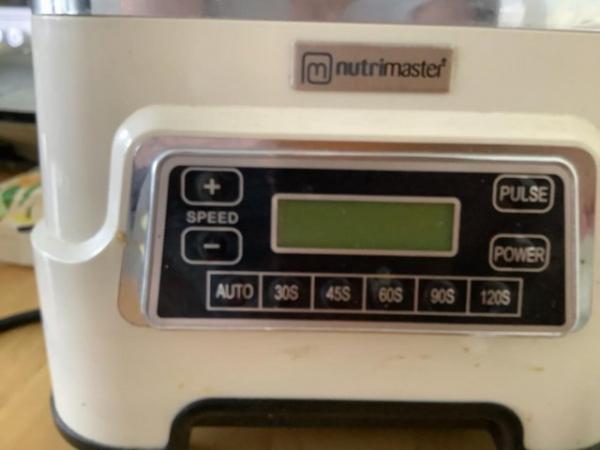 Image 2 of Nutrimaster / blender / soup maker
