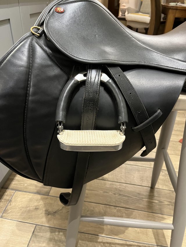 Preview of the first image of Kensington GP Black Leather Saddle.