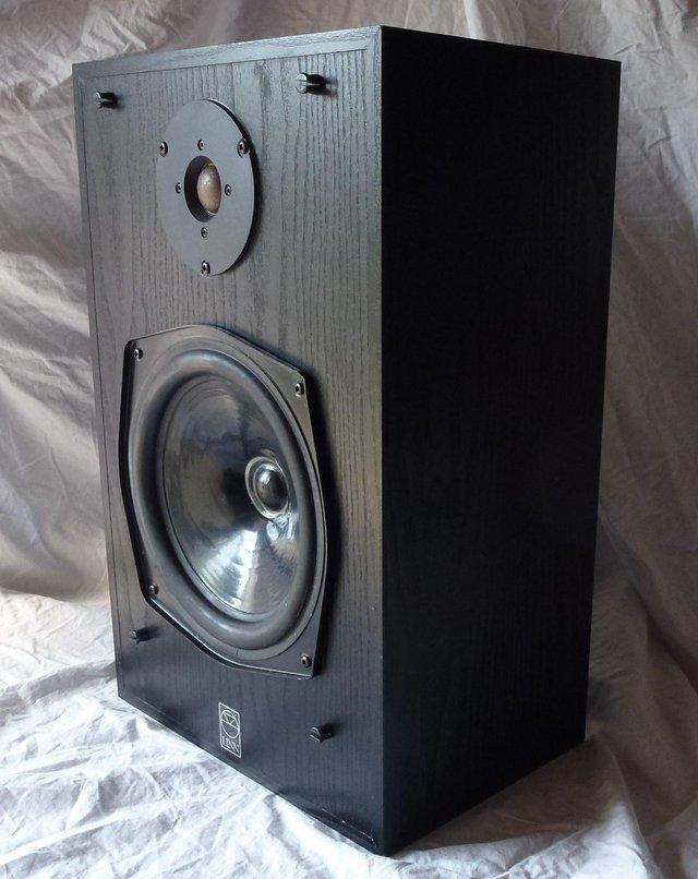 Preview of the first image of Linn Index, SINGLE bookshelf speaker.