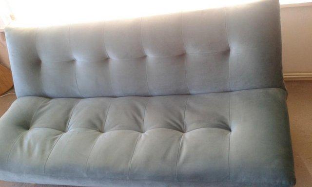 Image 2 of Chic Sofa Bed opens to 4ft. double.