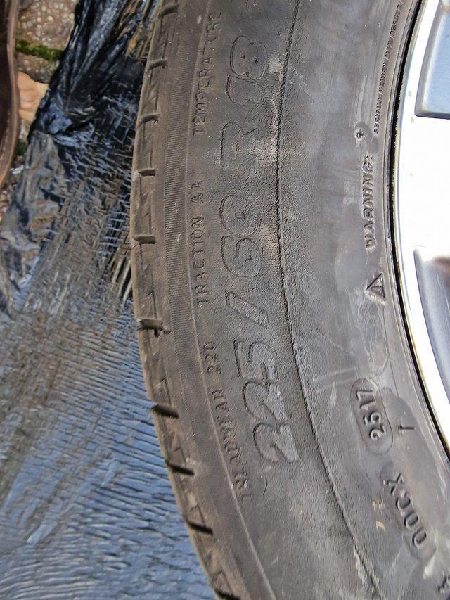 Preview of the first image of Honda CRV EX 2015 18 inch Alloy and Tyre.